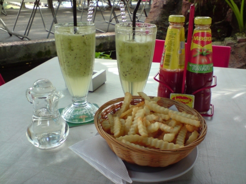 Kiwi Juice & Chips